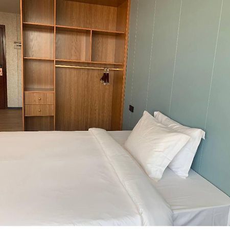 פנום פן Joy Hotel מראה חיצוני תמונה