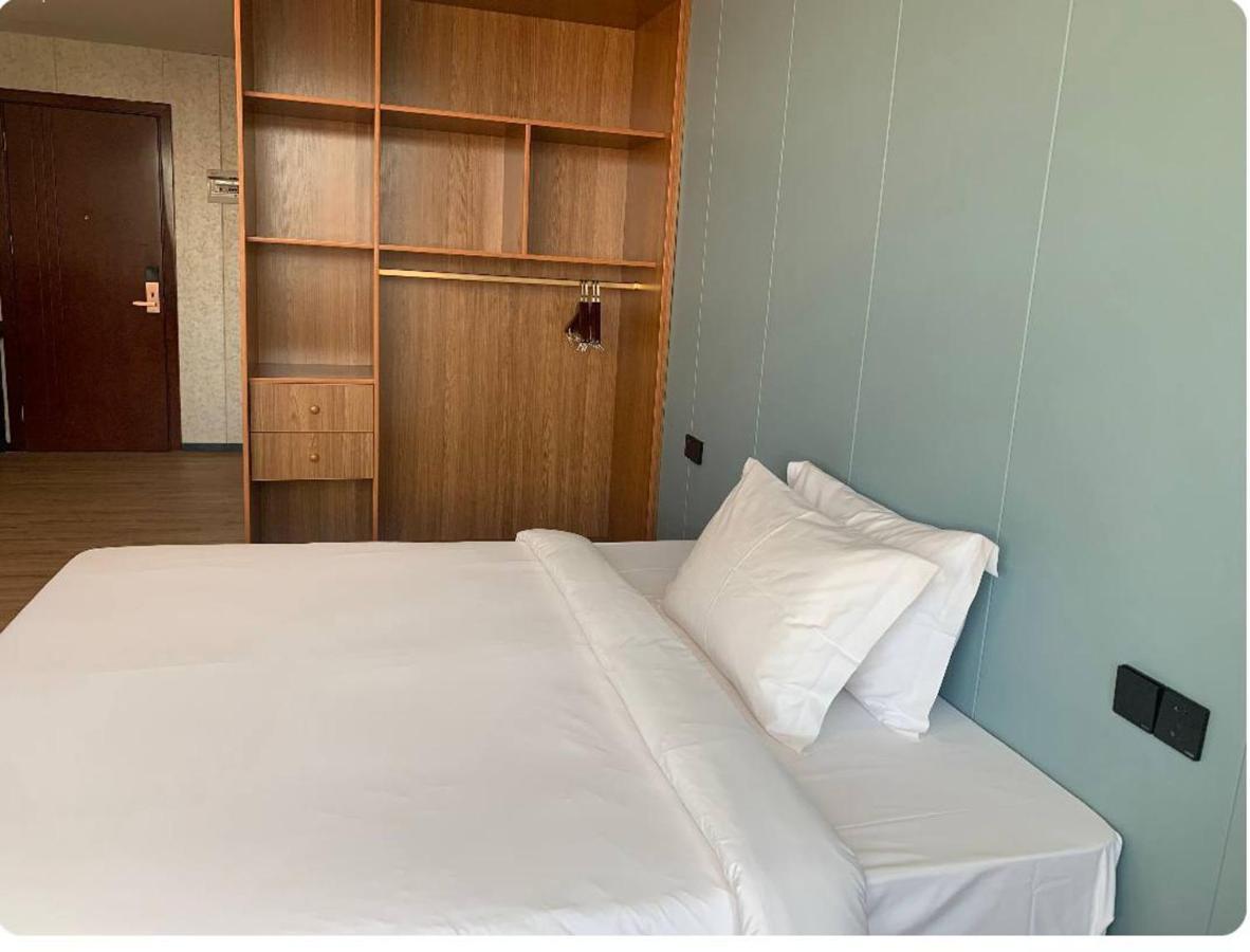 פנום פן Joy Hotel מראה חיצוני תמונה