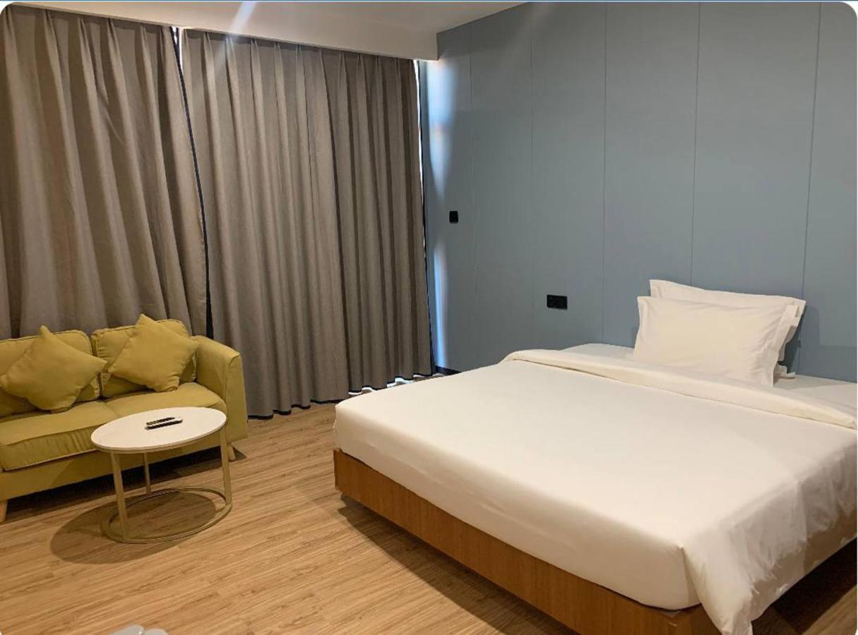 פנום פן Joy Hotel מראה חיצוני תמונה